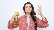 ¿Lavar el cabello con vinagre de manzana? La ciencia te dice para qué