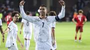 De la mano de Cristiano, Portugal arrancó con el pie derecho