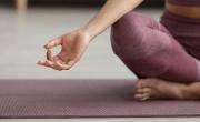 Muchos tienen una colchoneta de yoga, pero pocos saben la verdadera forma de usarla