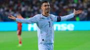 Cuántos goles le faltan a Cristiano Ronaldo para llegar a los 1000: marcó un doblete en las Eliminatorias