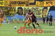 Mitre decepcionó de local, perdió y le dijo adiós al reducido