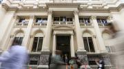 Caputo intenta llevar tranquilidad al mercado