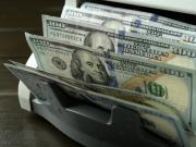 Dólar: Caputo dijo que nada va a cambiar, pero los analistas están pendientes de cómo abrirá el mercado