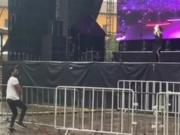 Una cantante admirable: solo tuvo una persona de público y dio el recital