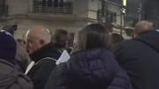 Concentración de militantes frente a la casa de Cristina Kirchner tras las elecciones bonaerenses