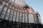 “Despiadado” golpe ruso a la sede del gobierno ucraniano