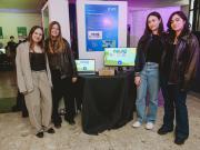 Alumnas de 16 años crearon una app de juegos para chicos con autismo: Queremos dar una mano