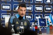 Scaloni aseguró que Messi “se tomará con tranquilidad” el tiempo para decidir su participación