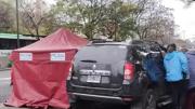 Un hombre murió en plena 9 de Julio mientras manejaba su auto