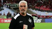 La contundente declaración de Omar De Felippe luego de la derrota ante Vélez: “Entrenamos 3 horas por día tenemos 15 al pedo”
