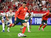Cristiano Ronaldo, leyenda viva del fútbol Mundial: metió un gol para Portugal y llegó a la cima de los máximos anotadores en Eliminatorias