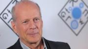 Esposa de Bruce Willis se defendió de las duras críticas por dejar al actor en una casa de cuidados