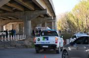 Tragedia de un tío y su sobrino en el Alto Valle: apareció la moto en la que viajaban, clave para resolver qué pasó
