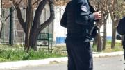 Rus afirmó que la hipótesis es que la alumna atrincherada usó el arma de su padre comisario