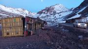 Un camión protagonizó un accidente en alta montaña y su conductor resultó herido