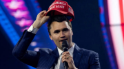 Charlie Kirk fue un defensor de la tenencia de armas: “Vale la pena pagar algunas muertes”