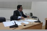 Lo juzgarán por abusar a una menor minorada, pero le concedieron el cese de prisión