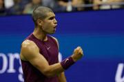 Alcaraz reestrena el número 1 de la ATP con nuevo rapado y pelo blanco