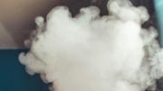 Chicago se une a la lucha contra el vapeo juvenil: esto se sabe de la prohibición en venta de sabores