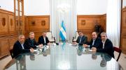 El veto a la ley sobre Aportes del Tesoro Nacional como llave que destrabe las negociaciones entre Javier Milei y los gobernadores