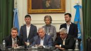 Veto a las universidades y al Garrahan: el Palacio y la calle resisten