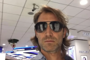 Escándalo de las coimas: Jonathan Kovalivker entregó un celular reseteado