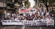 Garrahan y universidades marchan juntos hacia Plaza de Mayo