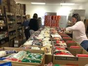 Ayuda en Utah: un banco de alimentos y productos esenciales para personas vulnerables