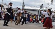 Fiesta del Inmigrante en Berisso: domingo de maratón y encendido de la lámpara votiva