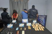 Cayeron un hombre y una mujer acusados de vender drogas al menudeo