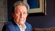 El padre de Elon Musk, acusado de abusar de sus hijos