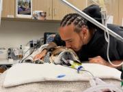 Murió Roscoe y un consternado Lewis Hamilton lo despidió con un conmovedor mensaje en sus redes sociales