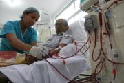 Cívicos presentan recurso constitucional para que pacientes renales puedan dializarse
