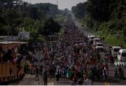 Una nueva caravana migrante amaga con marchar en México