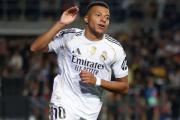 Con un triplete de Mbappé, Real Madrid goleó al Kairat por la Champions League