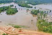 Defensa Civil emite alerta naranja por crecida de ríos y advierte riesgo para 80 municipios