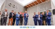 Orrego llegó a Valle Fértil, inauguró obras clave y entregó computadoras a maestros y estudiantes