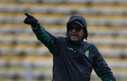 Villegas convoca a 24 jugadores para amistosos de octubre