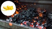 Colocar cáscaras de limón en las brasas del asado: por qué recomiendan hacerlo