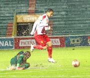 Copa: El Inde gana y se pone en la lucha