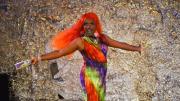 Polémica en Harvard por incorporación del drag queen LaWhore Vagistan como profesor en estudios de género y sexualidad
