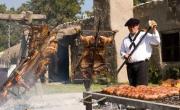 A menos de dos horas de CABA: el pueblo que celebra la Fiesta del Asado,