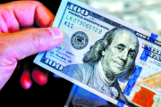 El Riesgo País está arriba de los 1.000 puntos y el dólar se vende a $1.450
