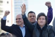 Milei busca frenar la crisis de La Libertad Avanza en plena campaña para legislativas