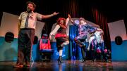 “Modo Avión” en el Teatro Mendoza: una comedia de alto vuelo que promete el viaje más disparatado