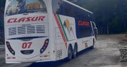 Un colectivo sanjuanino que volvía de Chile se averió en plena Cordillera y los pasajeros quedaron varados