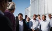 Kicillof viaja al interior y recorre obras abandonadas por Milei