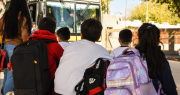 El Gobierno de San Juan asegura que el boleto escolar gratuito mermó el ausentismo de alumnos