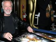 Murió Drew Struzan, el dibujante que creó los icónicos afiches de Volver al Futuro, Star Wars y E.T.