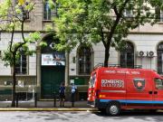 Tres alumnos permanecen internados tras un accidente en un experimento de ciencias en Palermo